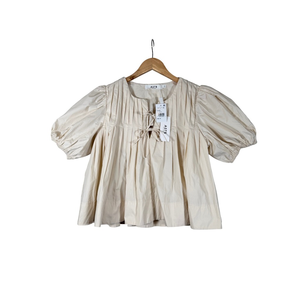 New ASTR The Label Pleated Puff Sleeve Top Medium Off White Tie Front Boho - Picture 2 of 10